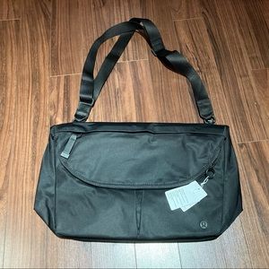 Lululemon All Night Festival Bag *Large
